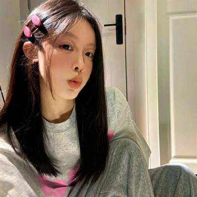 三小一家人